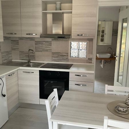 Casa Vacanze Scent Of Roses Verbania Zewnętrze zdjęcie